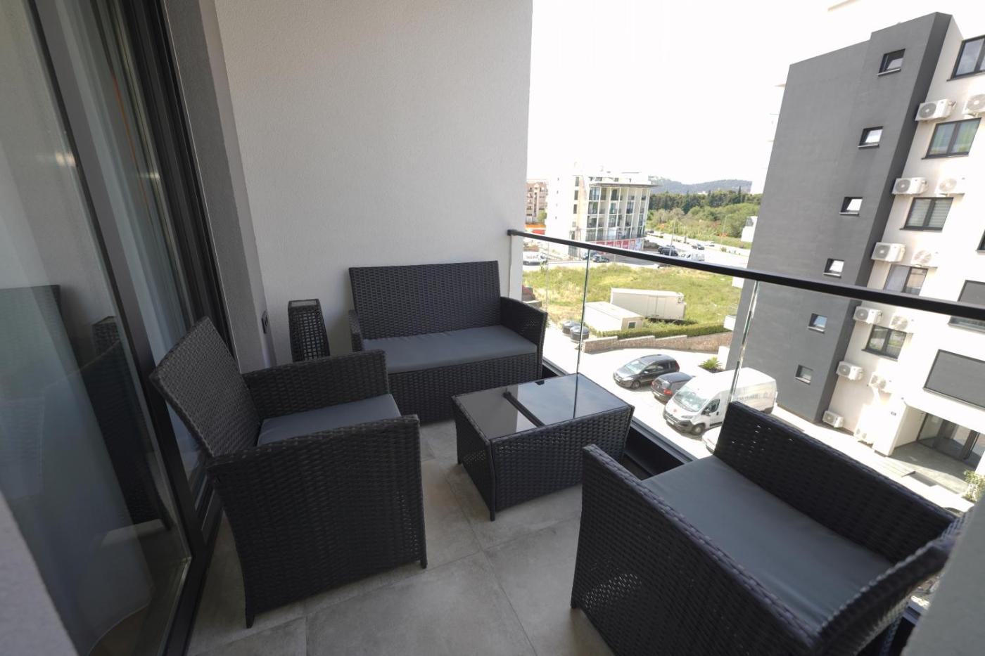 Balkon iz drugog ugla